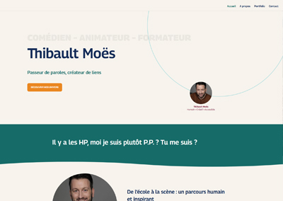 Création de site web WordPress pour Thibault Moës, comédien et animateur à Liège, par Arthis Web